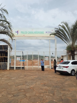 Danielly Engenharia - Engenheira Civil - Vistoria técnica para constatação das condições de conservação do Cavalhódromo de Pirenópolis e dos imóveis no seu entorno após movimentação de terra Secult SEI nº80062238